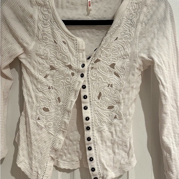 Free People Tops - Free people ivory knit long sleeve